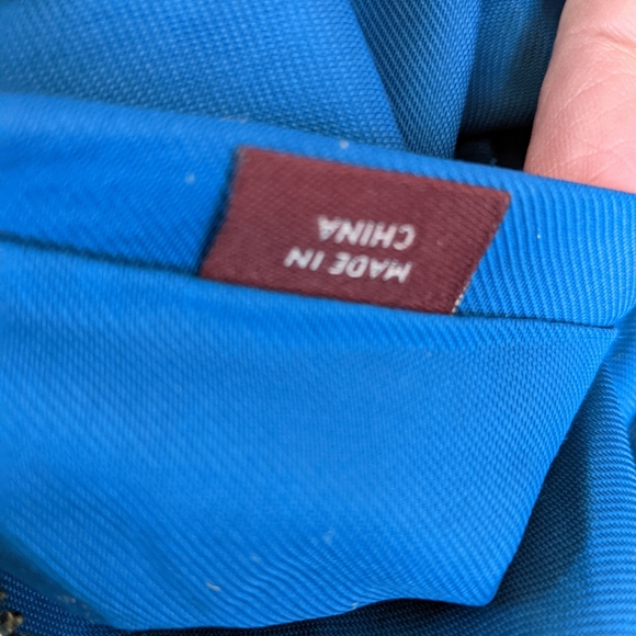 Coach tote bag featuring the brand's iconic horse and carriage logo - Picture 9 of 11